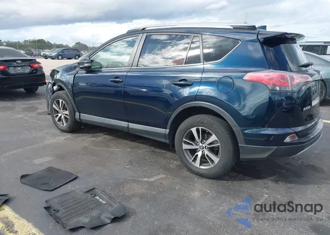 2018 Toyota Rav4 Xle из США, поврежденный, VIN JTMWFREVXJJ182402